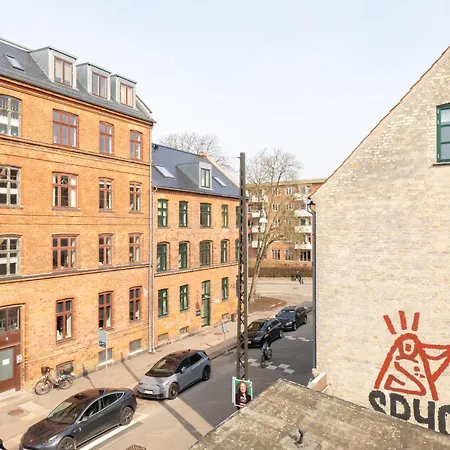 Cozy Near Amager Strandpark For 2 아파트 *