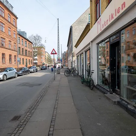 Cozy Near Amager Strandpark For 2 *