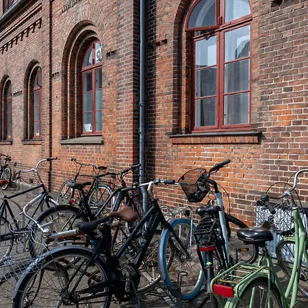 Cozy Near Amager Strandpark For 2 아파트
