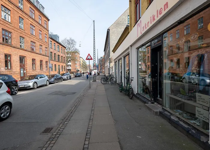 Cozy Near Amager Strandpark For 2 *