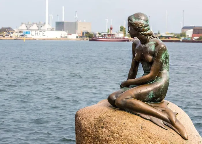Cozy Near Amager Strandpark For 2 *